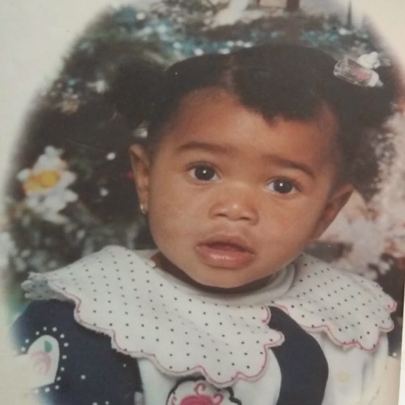 Meet your Posher, Fahtimah - Picture 1 of 1